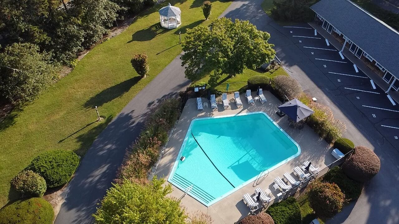 Seasonal outdoor pool