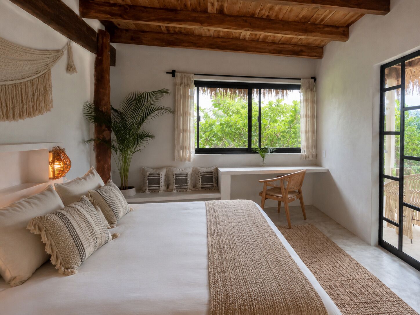 Garden Plus | Caja de seguridad en la habitación, wifi y ropa de cama 
