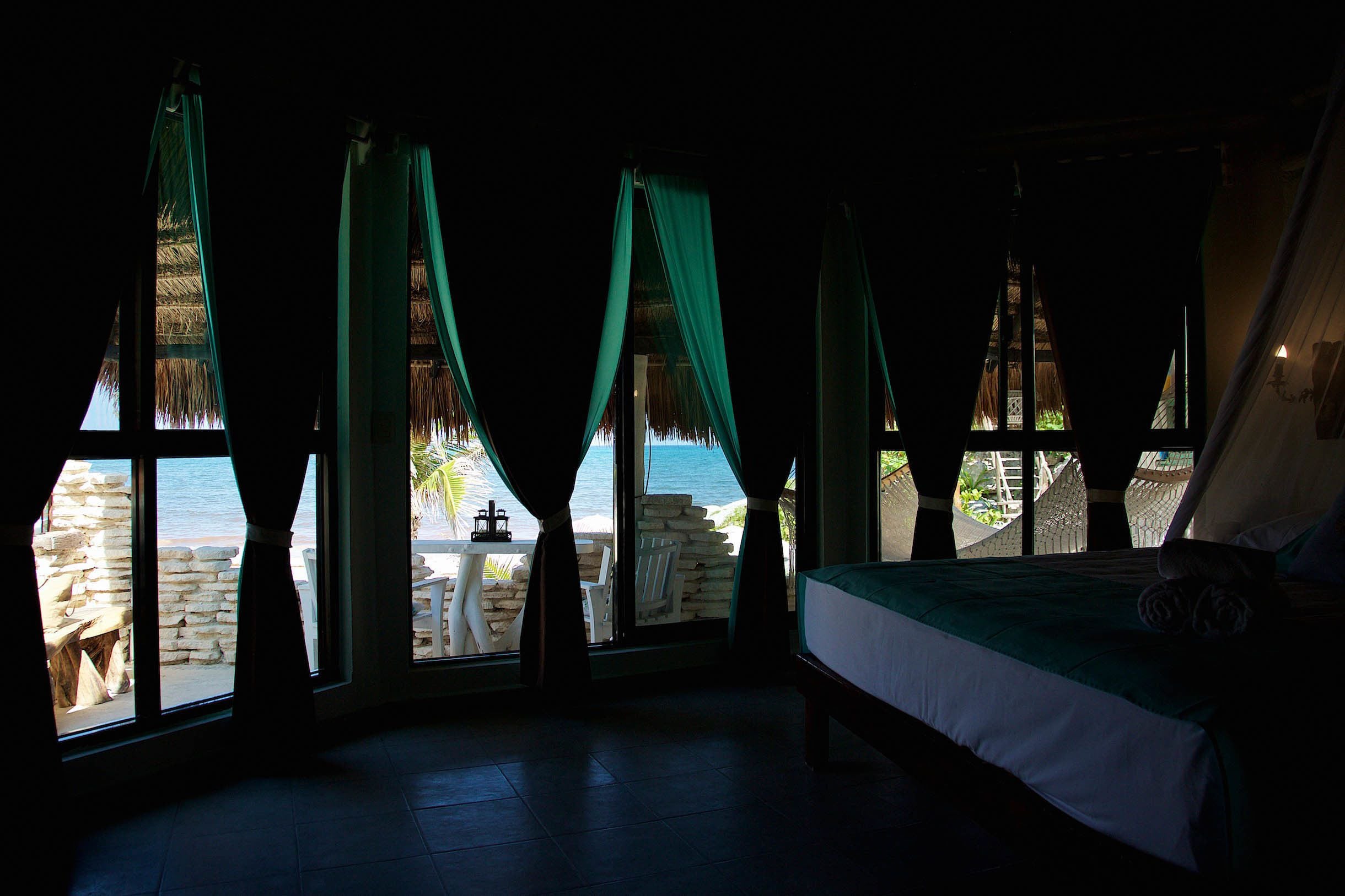 Royal Room, 1 King Bed, Oceanfront