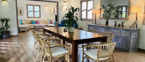 Villa, 4 Bedrooms | Living area | TV