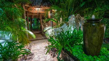 Steam room, body treatments, aromatherapy, body wraps, facials