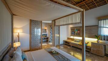 Premium bedding, down comforters, minibar, in-room safe