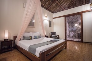 Vila, 4 quartos | Roupas de cama premium, edredons de pluma, frigobar, cofres nos quartos