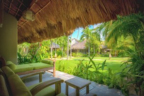 Habitación Deluxe con 1 cama doble o 2 individuales, vistas al jardín | Vistas al jardín