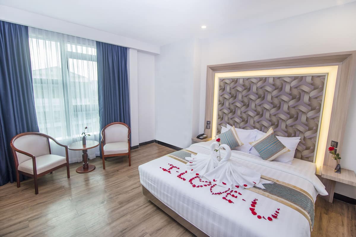 Deluxe tweepersoonskamer (Premier) | 1 slaapkamer, luxe beddengoed, donzen dekbedden, Select Comfort-bedden