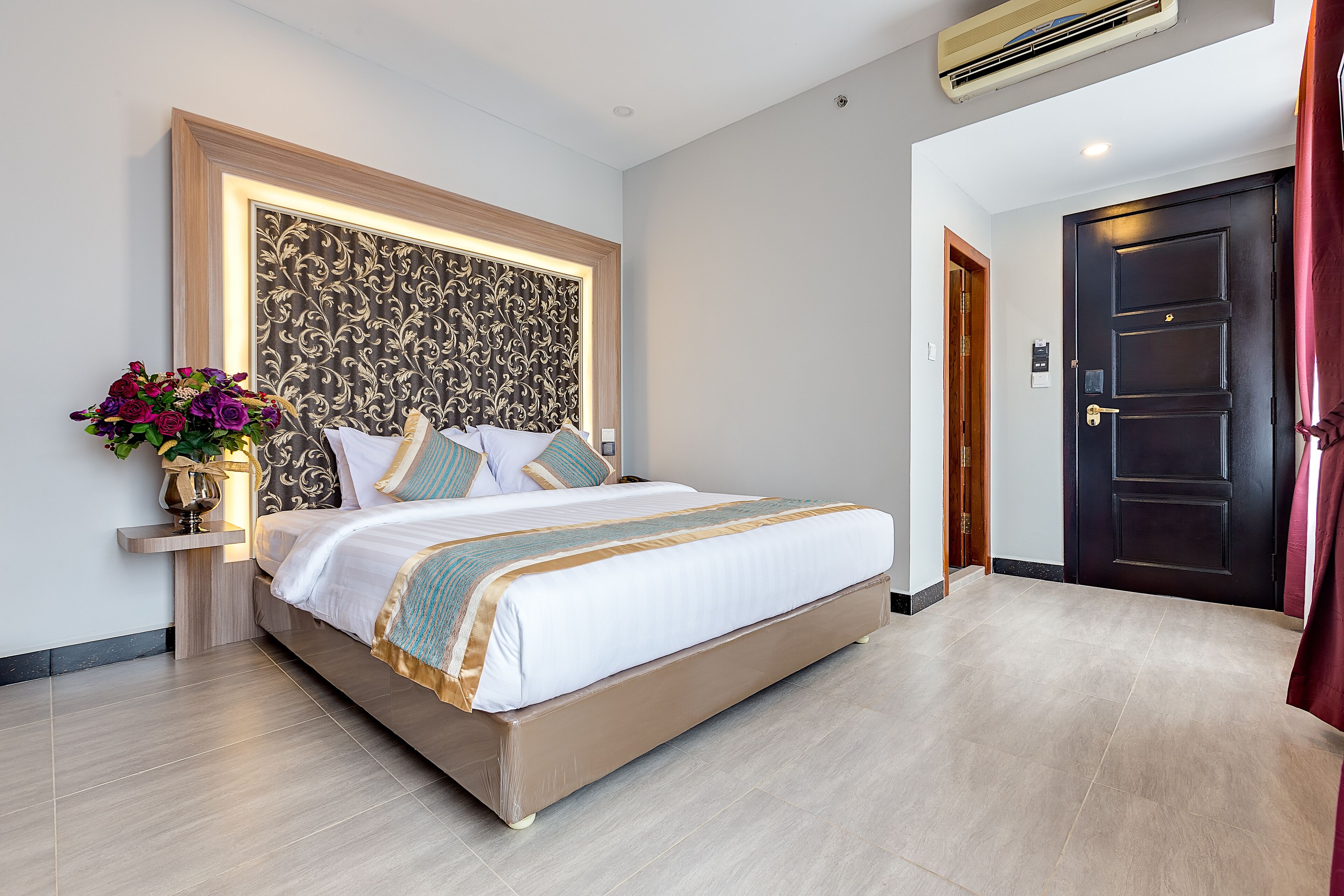 superior double room | 1 bedroom, premium bedding, down duvets, select comfort beds