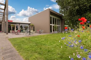 Front of property - Stayokay Egmond - Hostel (Egmond-Binnen)