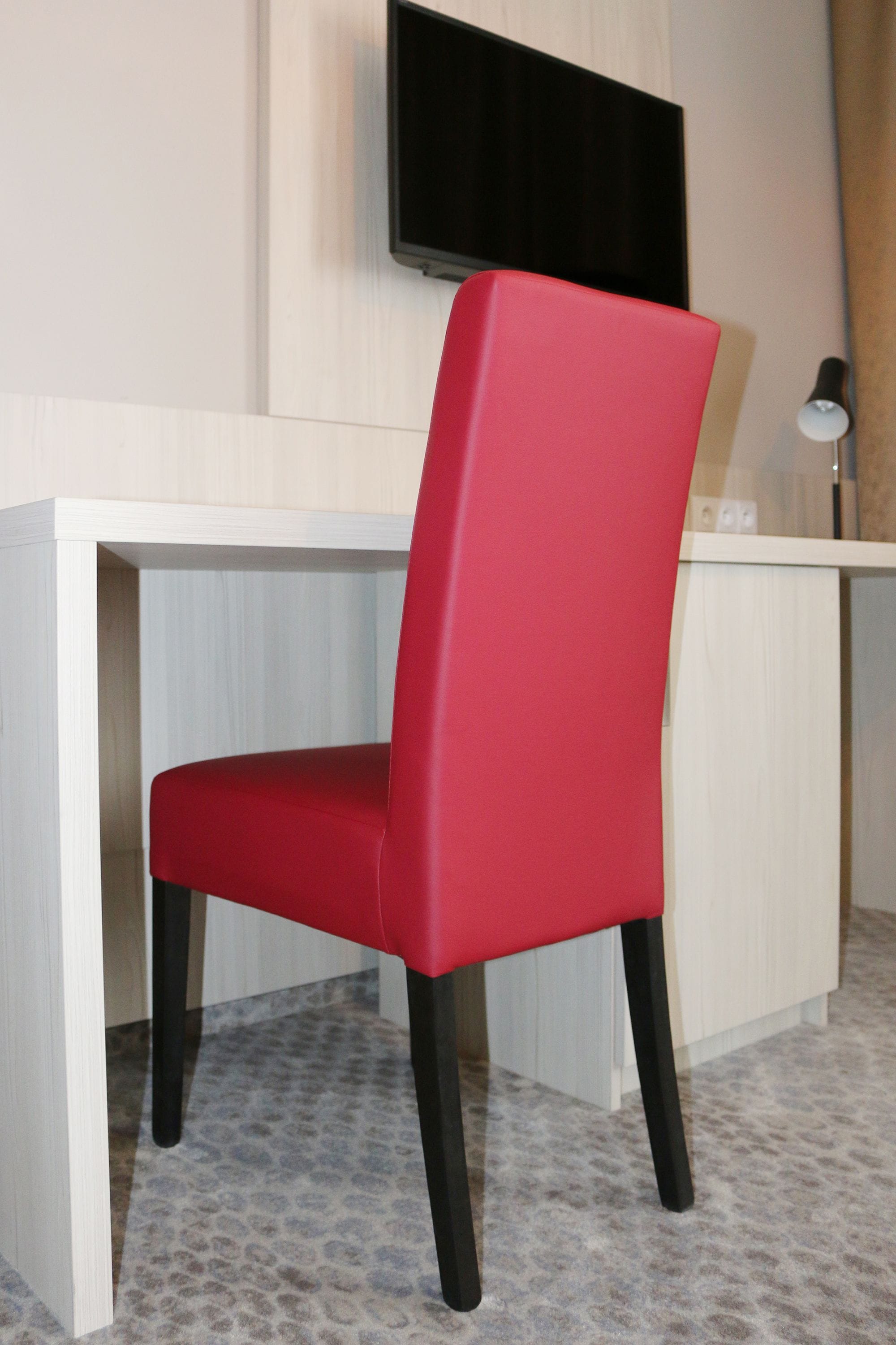 deluxe suite, 2 bedrooms | 2 bedrooms, minibar, in-room safe, desk