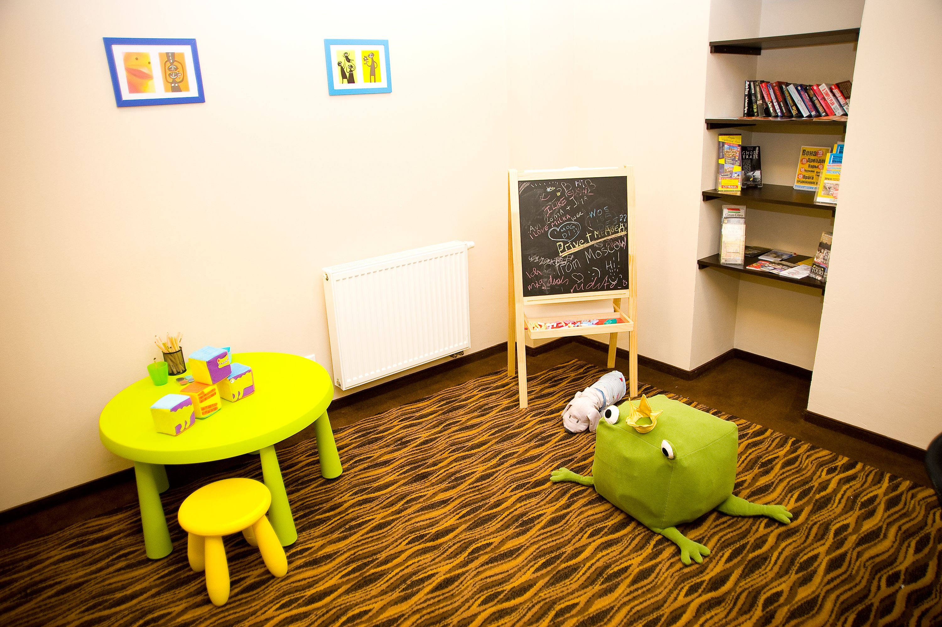 children’s play area – indoor