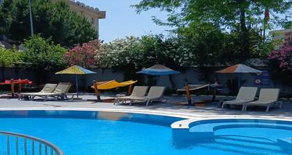 Golden Moon Apart Hotel