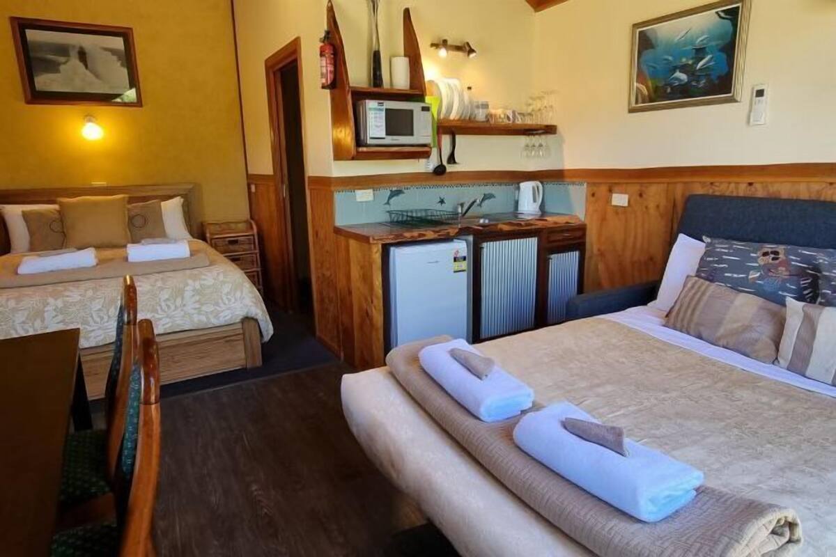 Laptop workspace, iron/ironing board, WiFi (free)