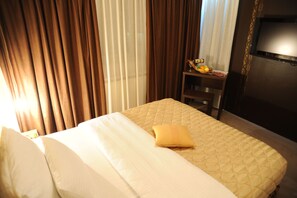 ميني بار وتجهيزات عازلة للصوت وواي فاي مجانًا