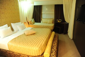 ميني بار وتجهيزات عازلة للصوت وواي فاي مجانًا