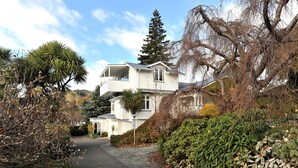 Exterior - Shelbourne Villa (Nelson)