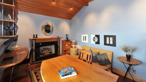 The Loft | Living area | Flat-screen TV, DVD player - Shelbourne Villa (Nelson)