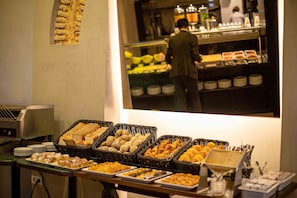 Daily to-go breakfast for a fee
