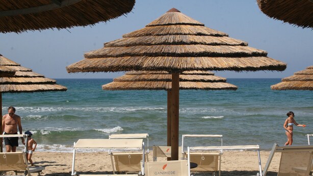 Private beach nearby, free beach shuttle, beach cabanas, sun loungers - Ganimede (Sperlonga)