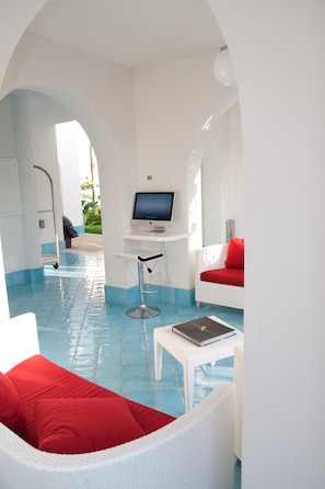 Lobby - Ganimede (Sperlonga)