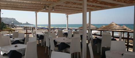 Servei de restauració a l'aire lliure