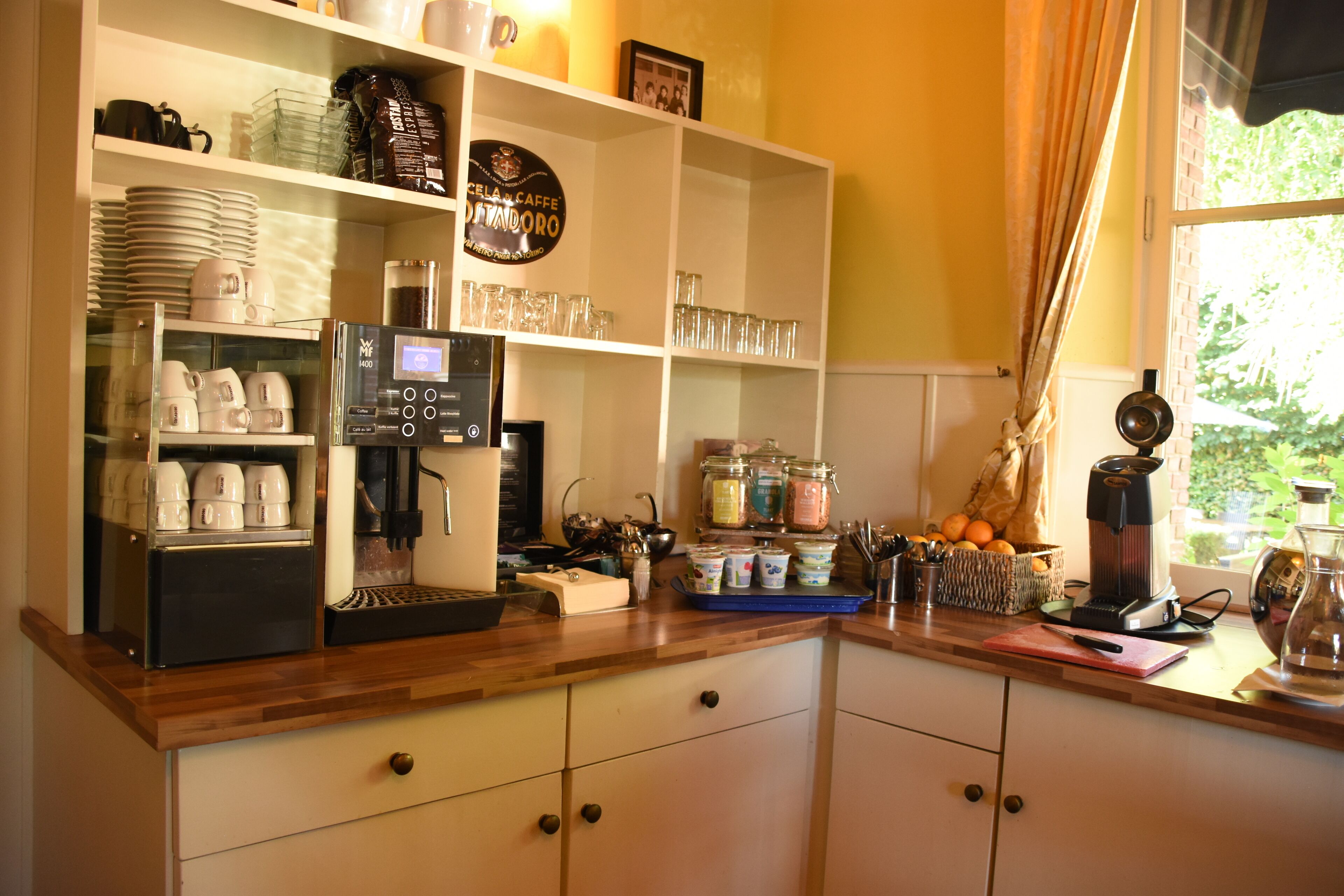 daily buffet breakfast (eur 15 per person)