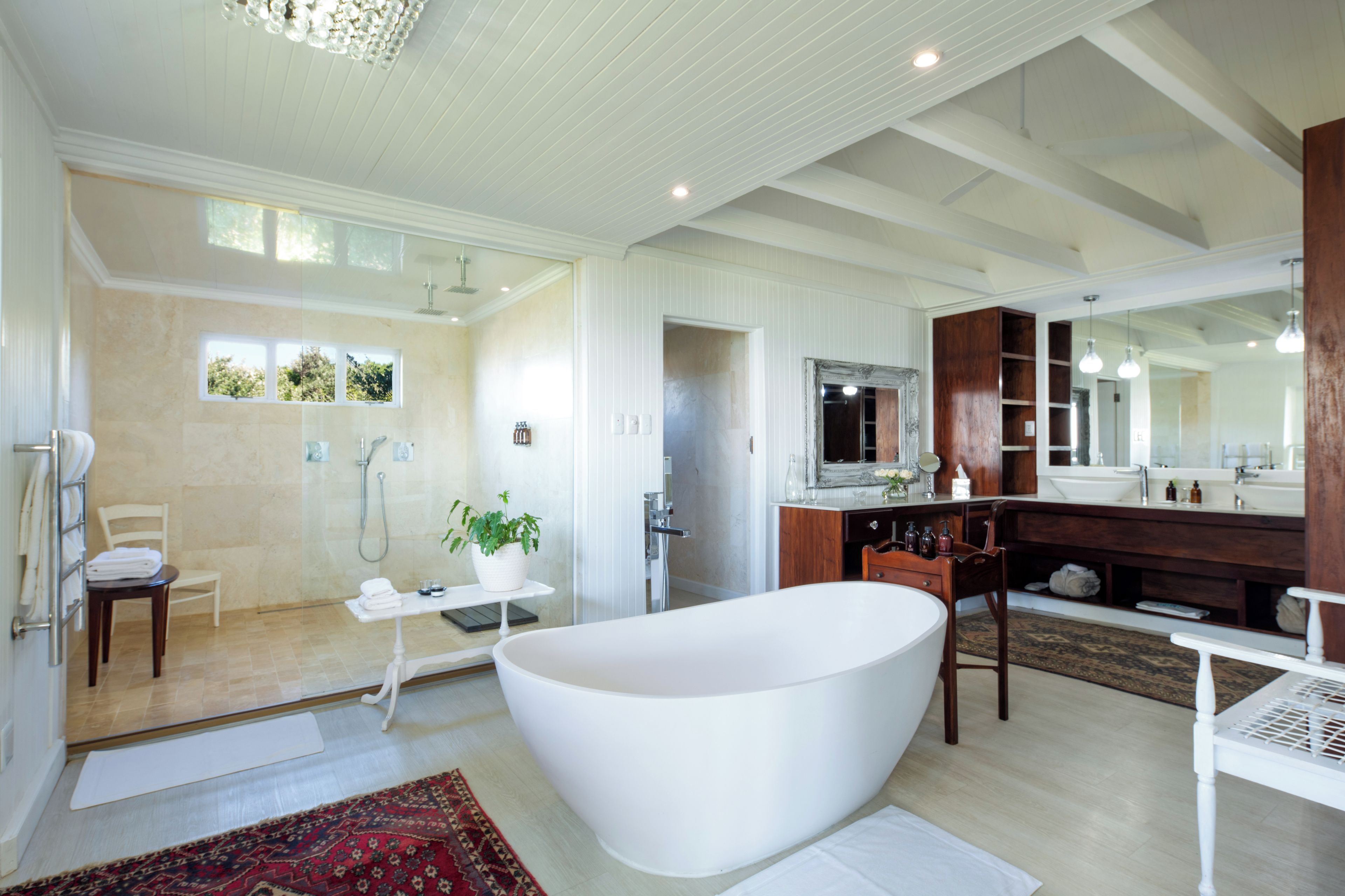Villa (Diamond Villa) | Bathroom | Separate bathtub and shower, deep-soaking bathtub, free toiletries