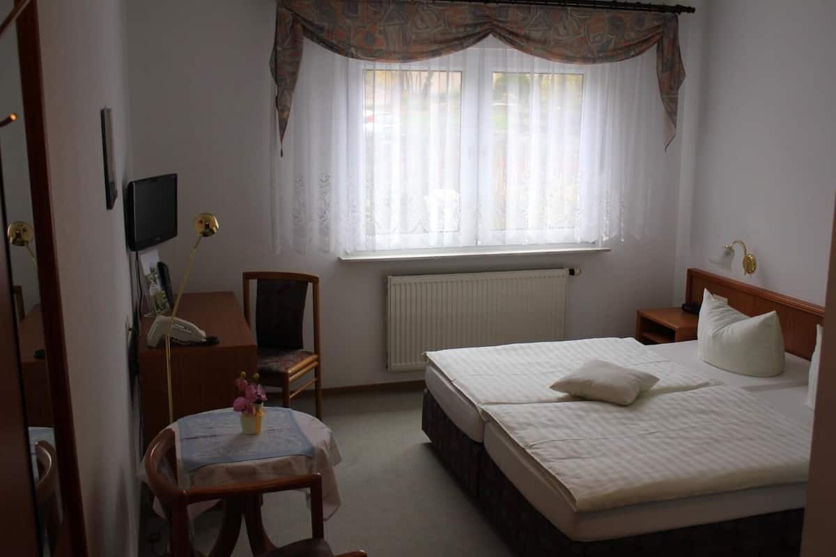 1 bedroom, desk, soundproofing, iron/ironing board