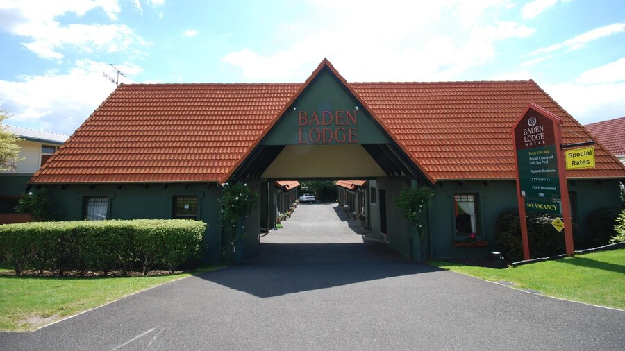 バーデン ロッジ モーテル