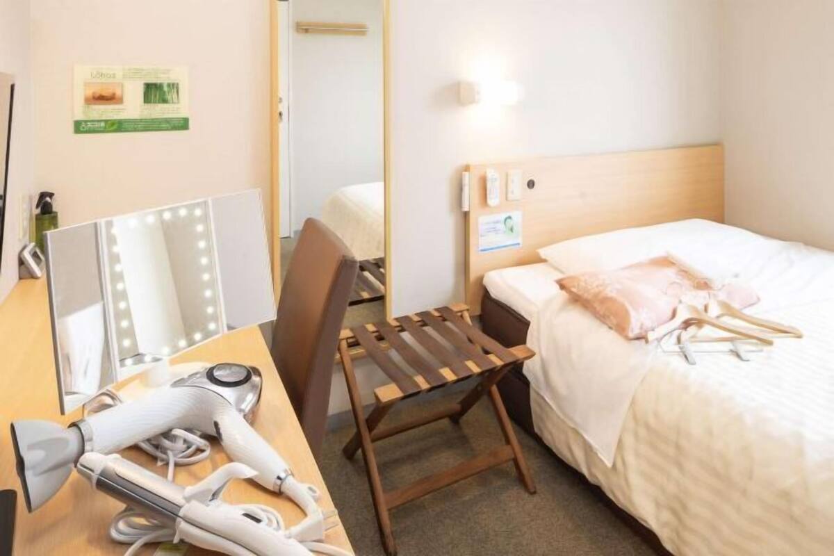 1 chambre, bureau, espace de travail pour ordinateur portable