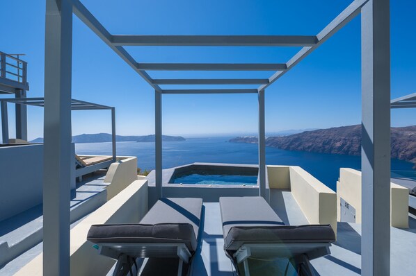 Junior Suite, 1 Bedroom, Hot Tub, Sea View | Terrace/patio - Gizis Exclusive (Santorini)