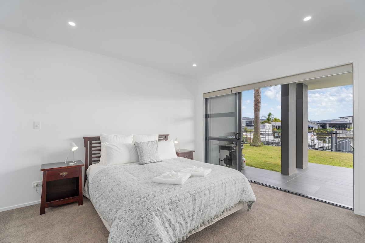 Premium bedding, individually decorated, individually furnished