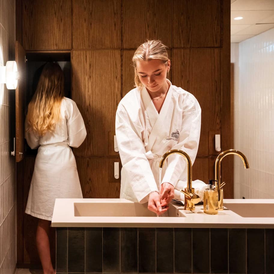 Badstue, boblebad, dampbad, kroppsbehandlinger og kroppsskrubb