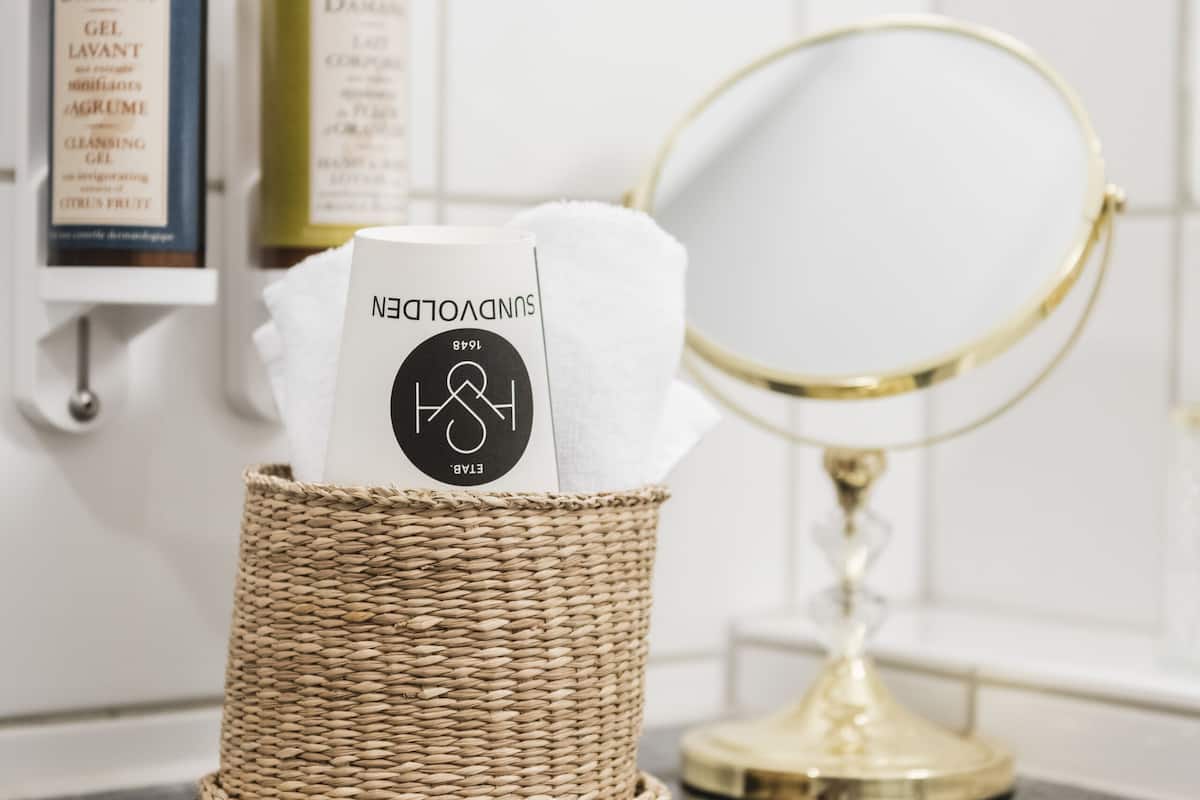 double or twin room | bathroom | shower, free toiletries, hair dryer, towels