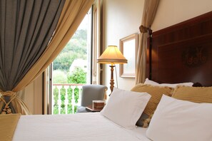 ชาเลท์ (Double Room) | เครื่องนอนระดับพรีเมียม, ห้องเก็บเสียง, เตารีด/โต๊ะรีดผ้า