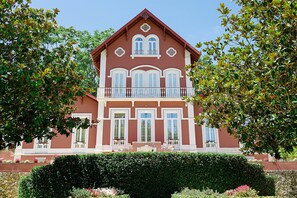 ด้านหน้าที่พัก