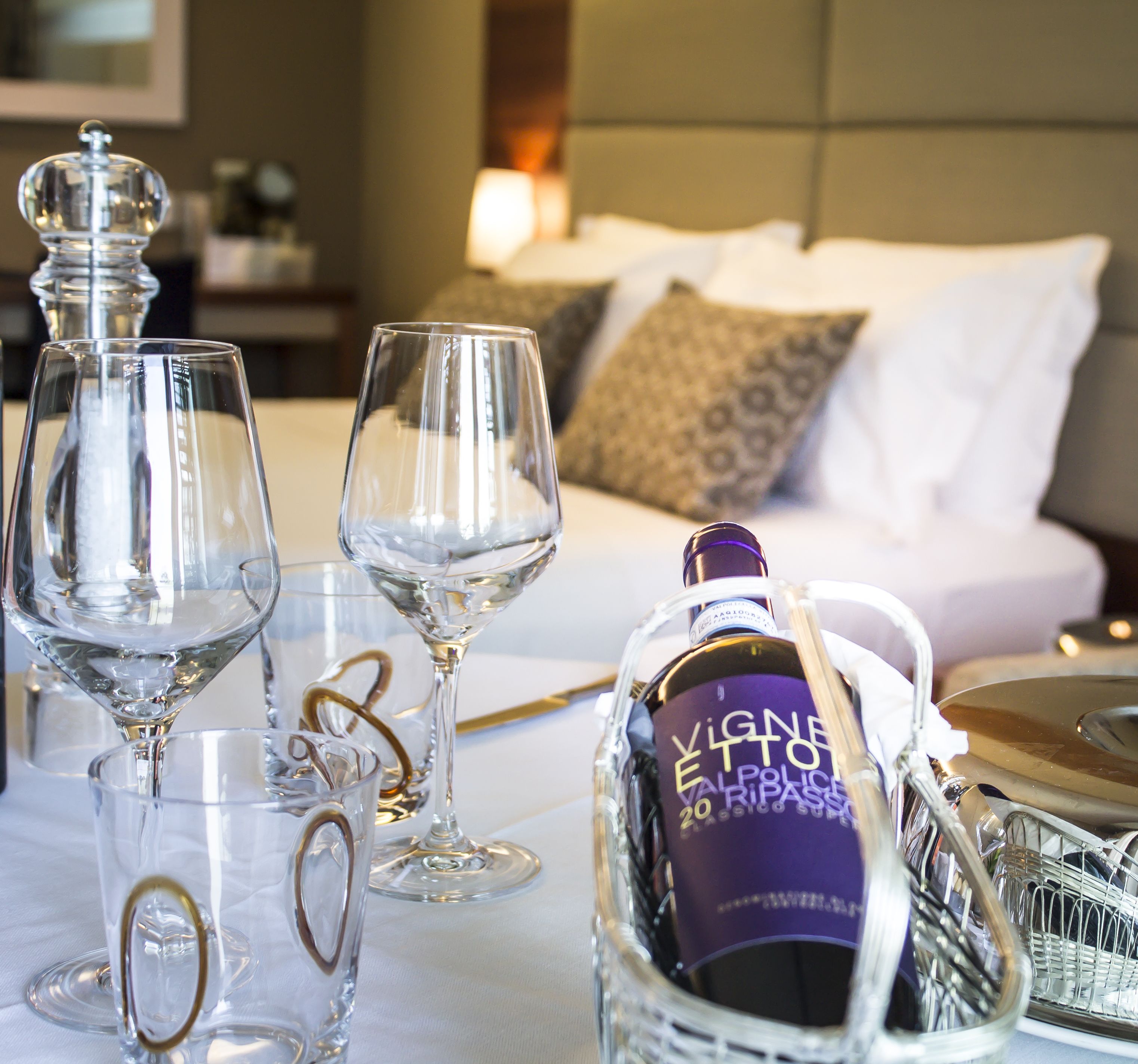 hypo-allergenic bedding, minibar, in-room safe, desk