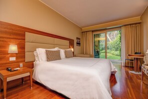 Double Room | Hypo-allergenic bedding, minibar, in-room safe, desk - Hotel Corte Valier (Lazise)