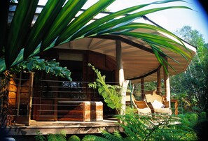 Standard Suite, 1 Bedroom, Kitchen (Air Lodge) | 1 bedroom, premium bedding, iron/ironing board, bed sheets - Mt Warning Rainforest Retreat (Mount Warning)