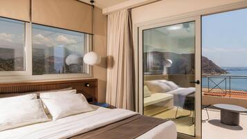 Deluxe Penthouse Suite | Panoramic Sea View & Outdoor Hot Tub