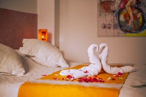 Décoration personnalisée, ameublement personnalisé, rideaux occultants