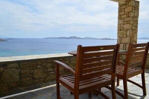 Suite Studio Confort, 1 lit double ou 2 lits jumeaux, vue mer | Vue de la chambre