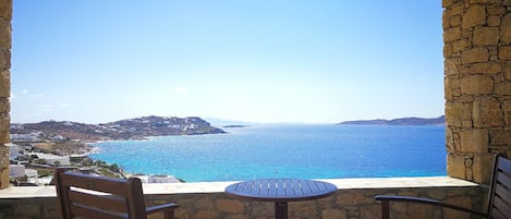 Suite Studio Confort, 1 lit double ou 2 lits jumeaux, vue mer | Terrasse/Patio