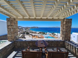 Suite estudio Confort, 1 cama doble o 2 individuales, vistas al mar | Terraza o patio