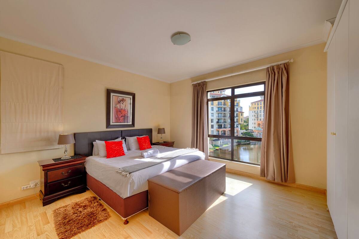 In-room safe, iron/ironing board, free WiFi, individually decorated
