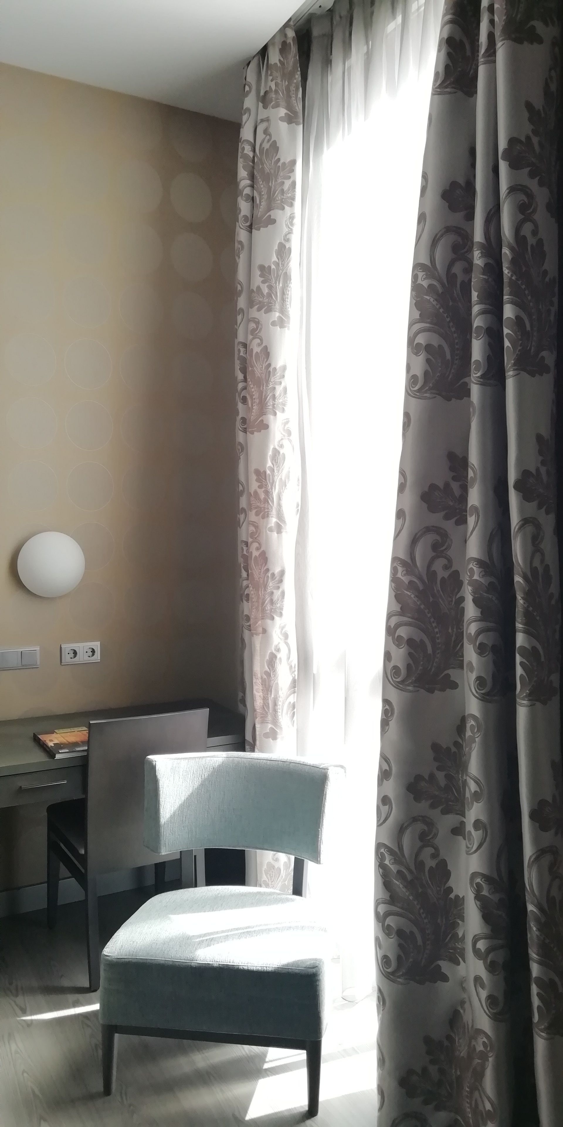 double room | 1 bedroom, premium bedding, minibar, in-room safe