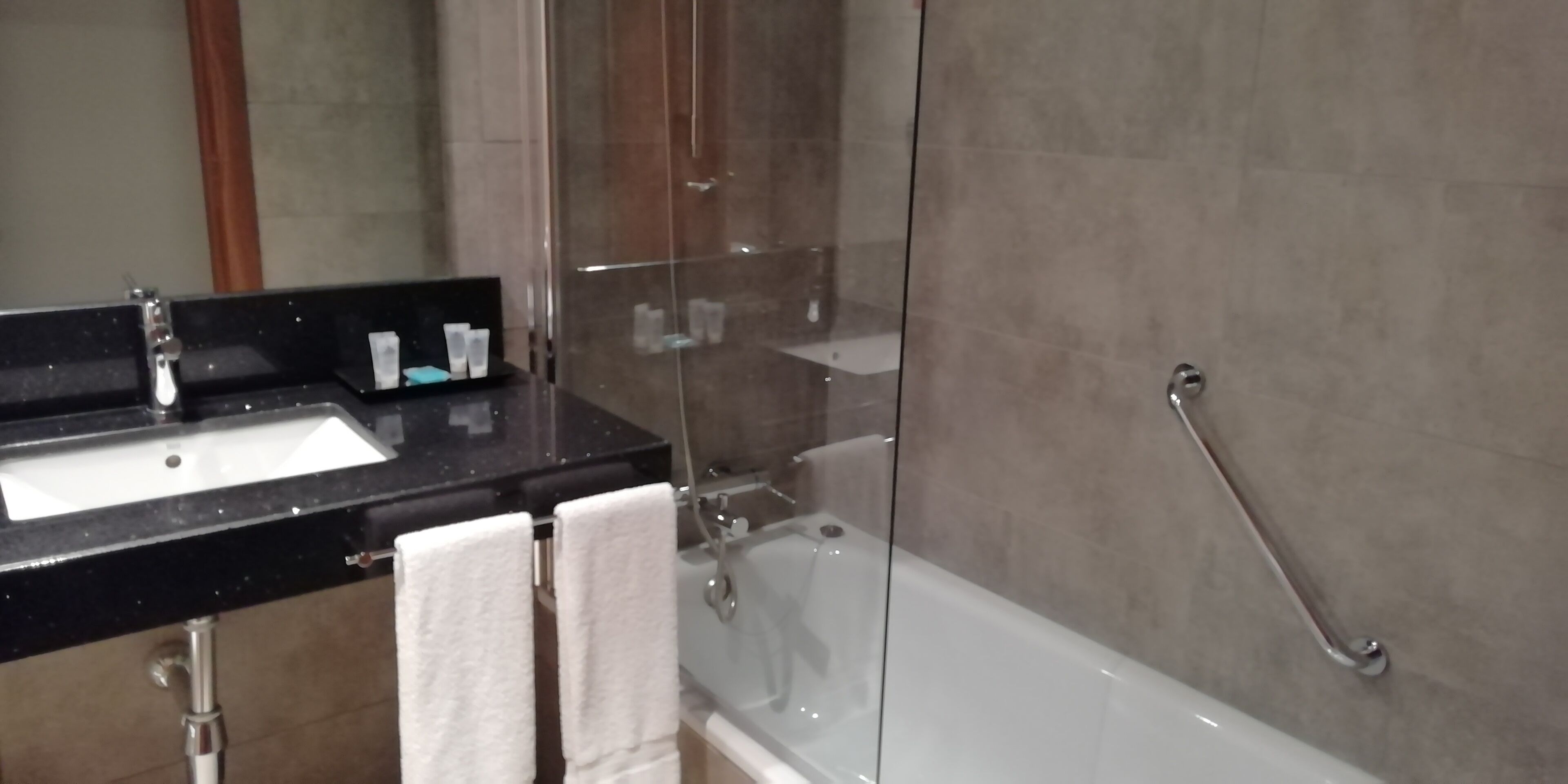 double room | bathroom | rainfall showerhead, free toiletries, hair dryer, bidet