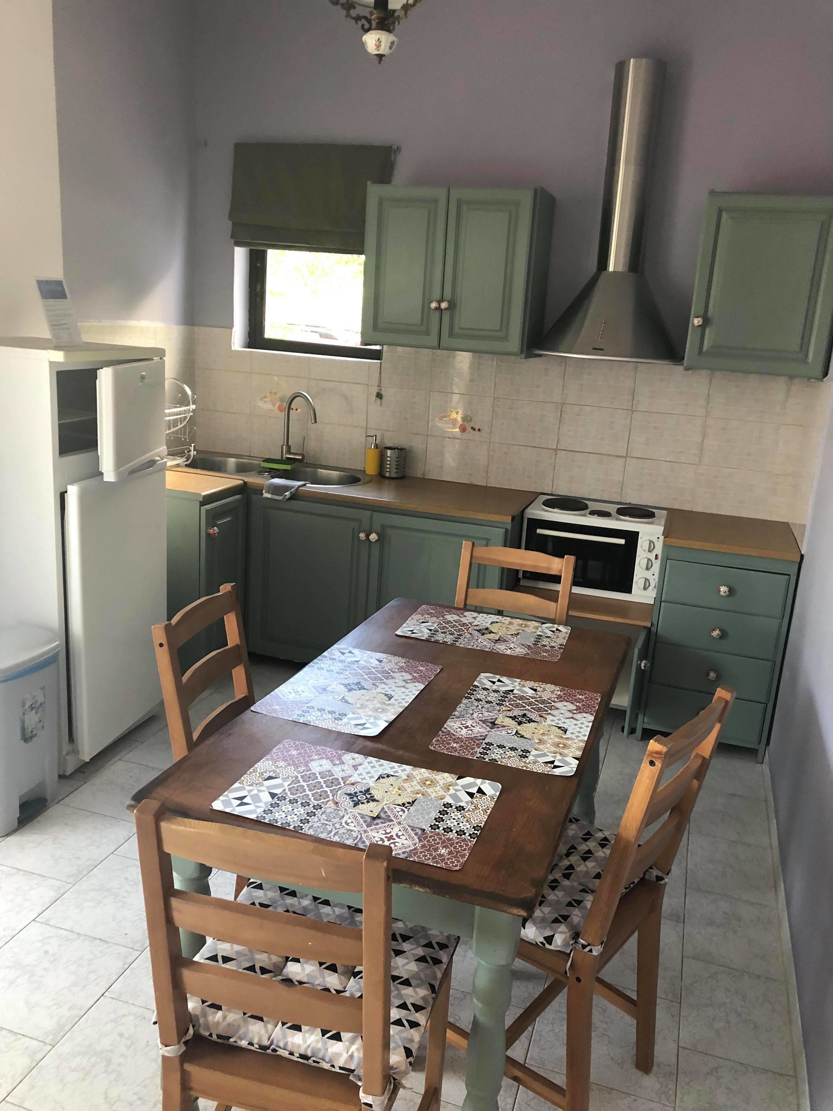 superior apartment, 2 bedrooms | in-room dining