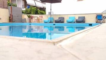 Sundeck