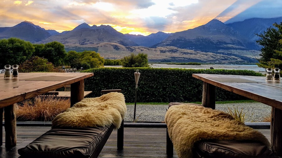 Kinloch Wilderness Retreat