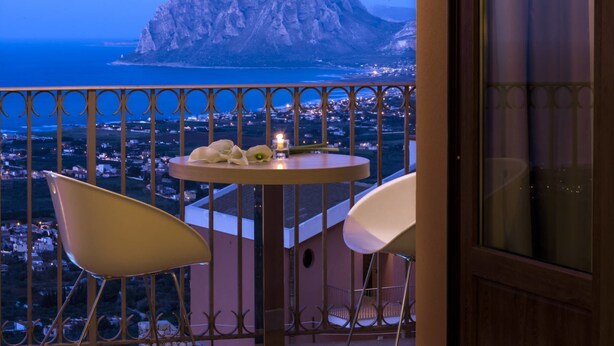 View from room - Parco Degli Aromi Resort & Benessere (Valderice)