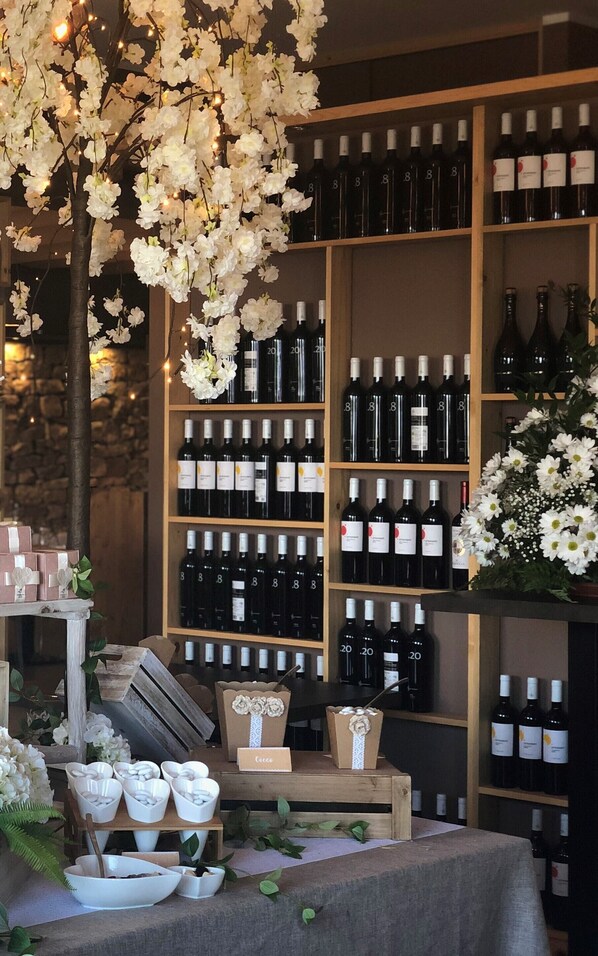 Breakfast, lunch, dinner served; local cuisine, sea views - Parco Degli Aromi Resort & Benessere (Valderice)